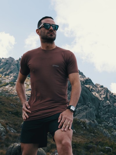 Camiseta masculina manga curta DryCore Marrom